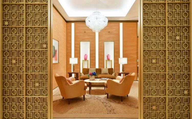 1.Source LMC Metal Metal Screen Applied on wall