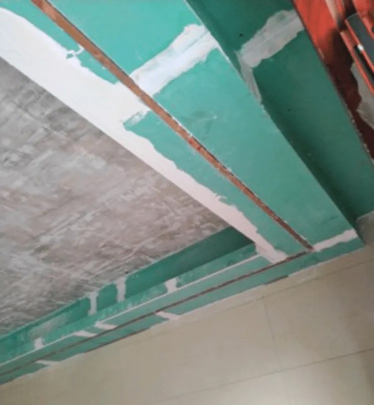 Flat stainless steel profiles use on groove