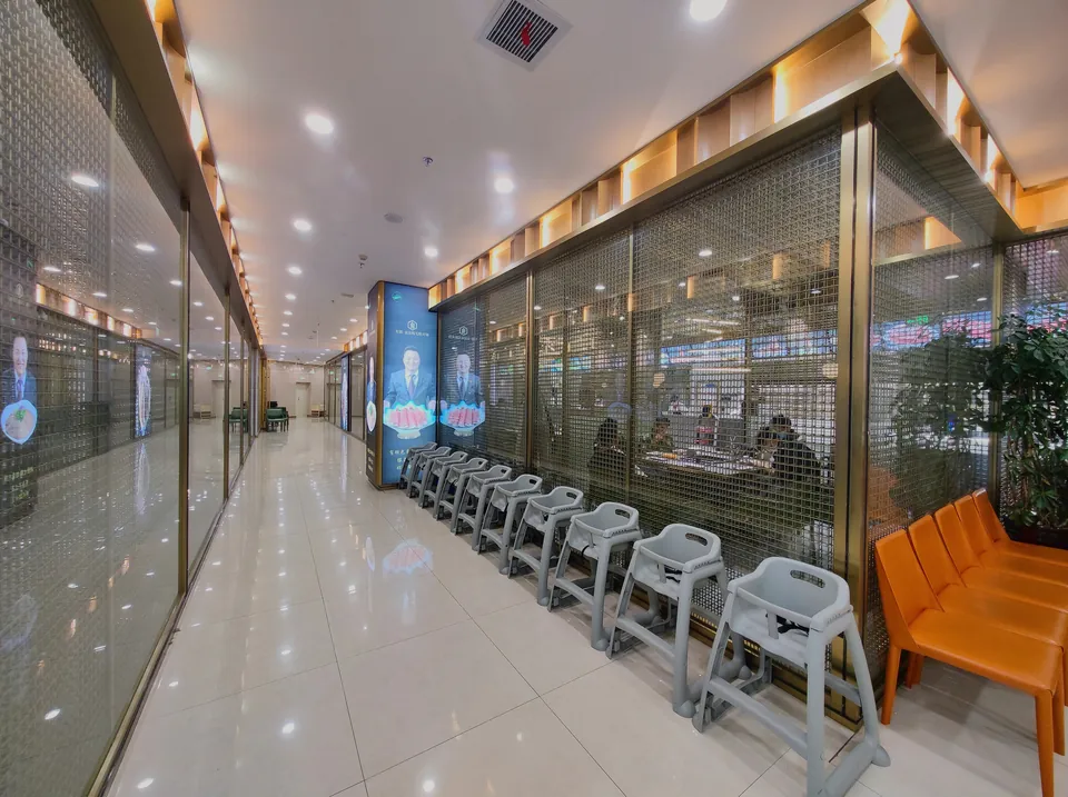 Zhujiang Seafood & Maodu Hotpot Project — completed project photograph.