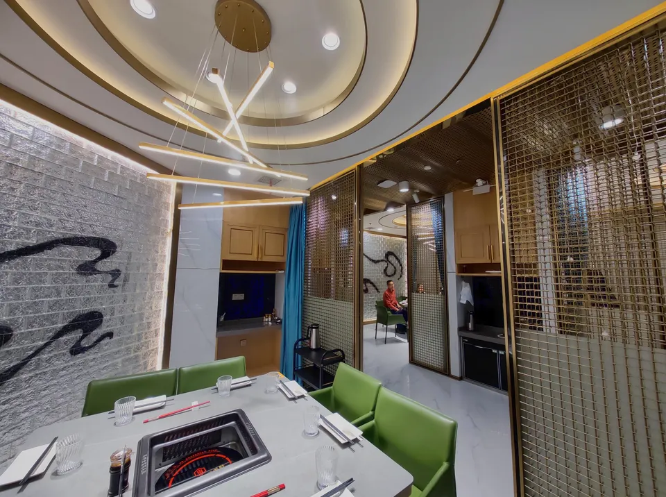 Zhujiang Seafood & Maodu Hotpot Project — completed project photograph.