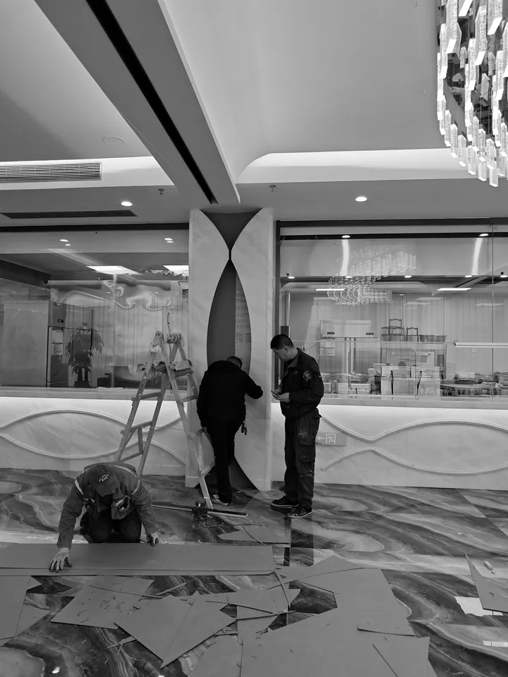 Longjiang Seafood Restaurant, Xining — on-site installation photograph.