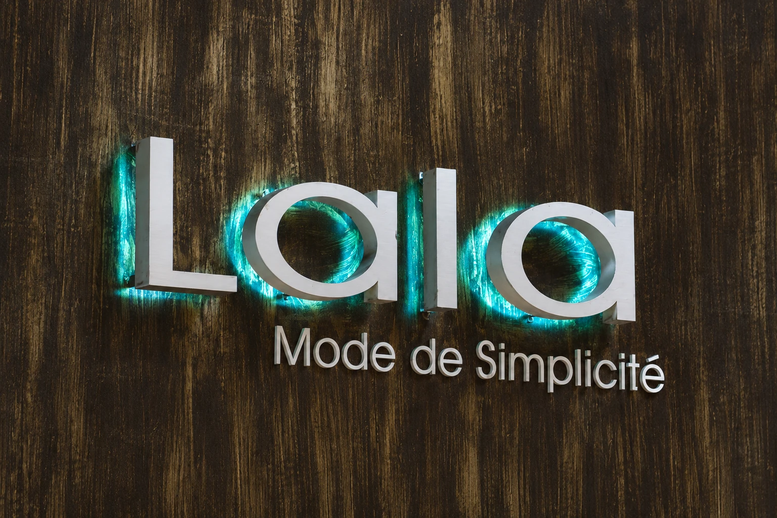Lala metal letters with a backlighting effect