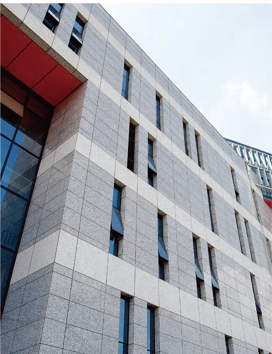 Catalog reference of panel layout across a large exterior wall
